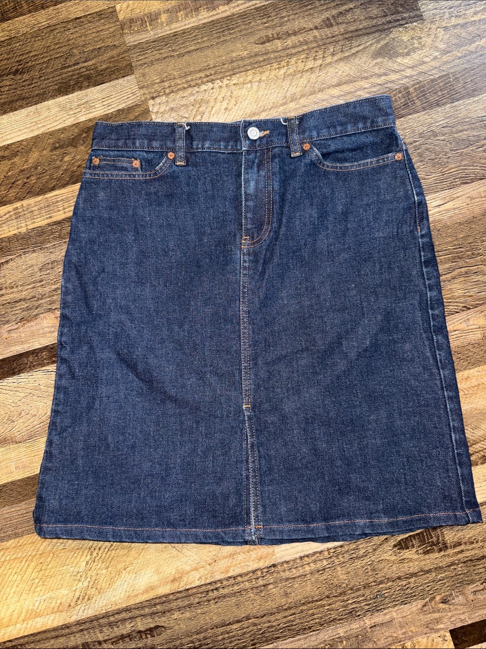 GAP Dark Blue Denim Skirt with Front Seam
